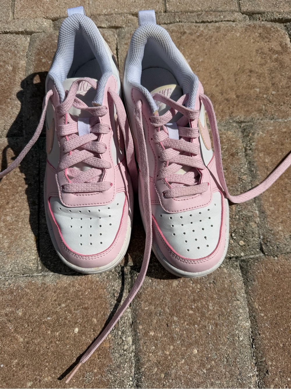Nike Court Borough Low 2 Sneakers – Girls Size 3.5Y – Pink/White